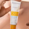 کرم ضد آفتاب و مرطوب کننده بایودرما فوتودرم SPF 50 رنگ روشن مناسب پوست حساس و خشک اصل فرانسه - Bioderma Photoderm Creme SPF 50+ Sunscreen Cream Normal To Dry Sensitive Skin claire light 40ml