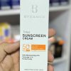 ضد آفتاب رنگی بیزانس مناسب پوست خشک | Byzance colored sunscreen suitable for dry skin spf 50